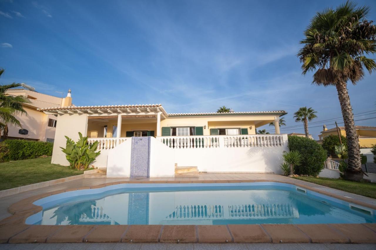 A Tipica Casa De Ferias Villa Parchal Exterior photo